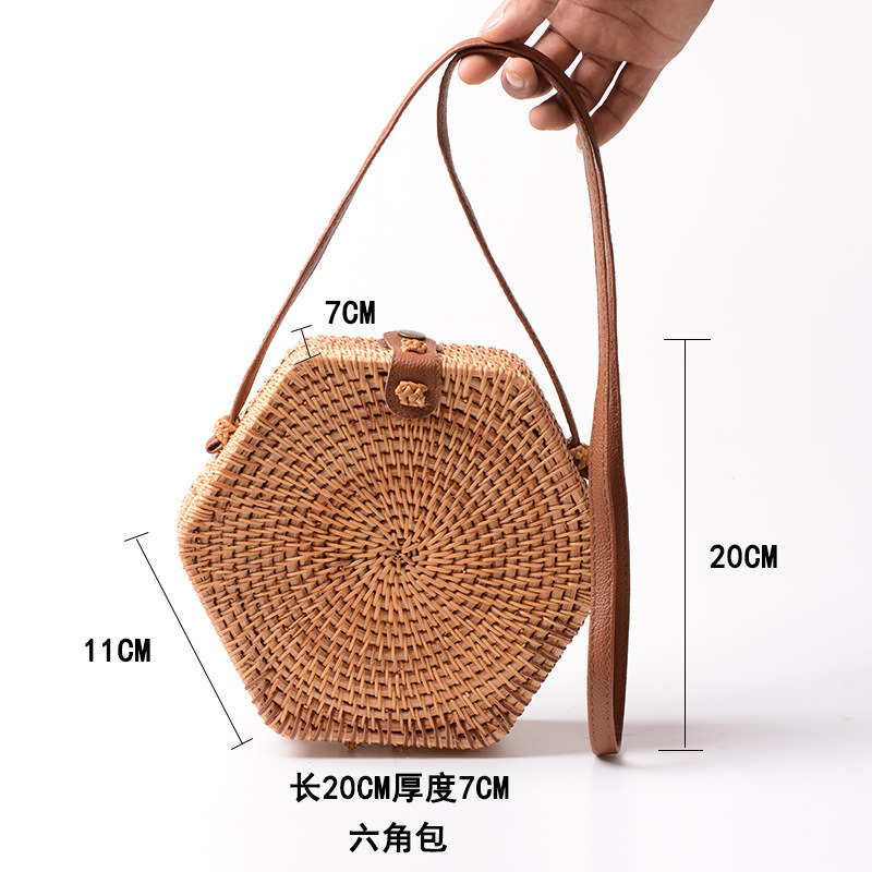  Natural rattan hand bags