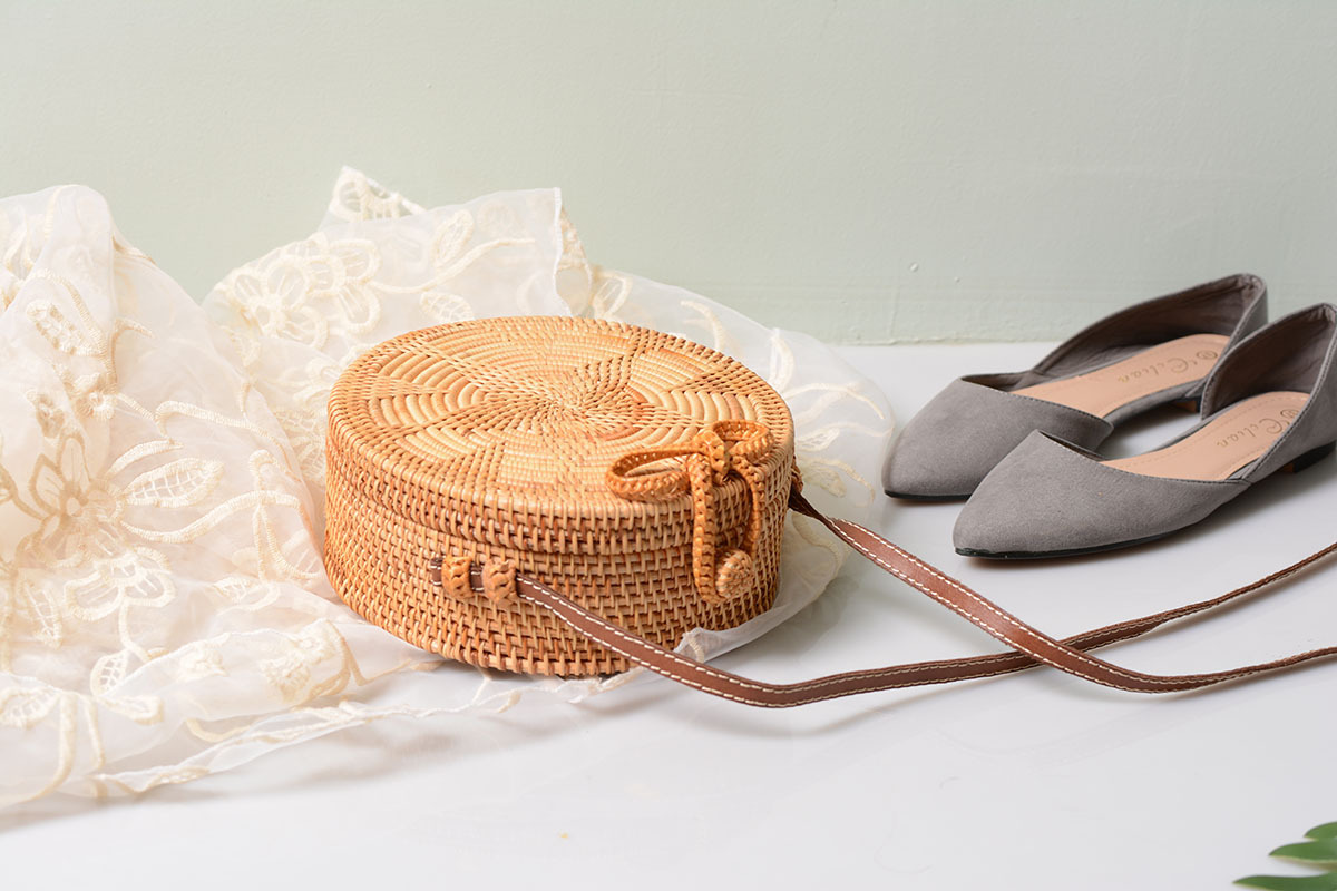 2020 new arrival imported style rattan bag sling lady bag
