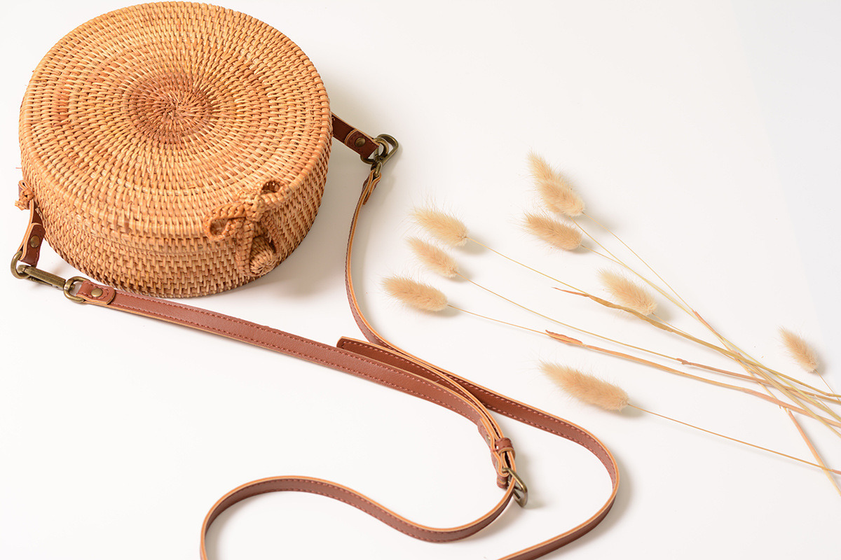  Natural rattan hand bags