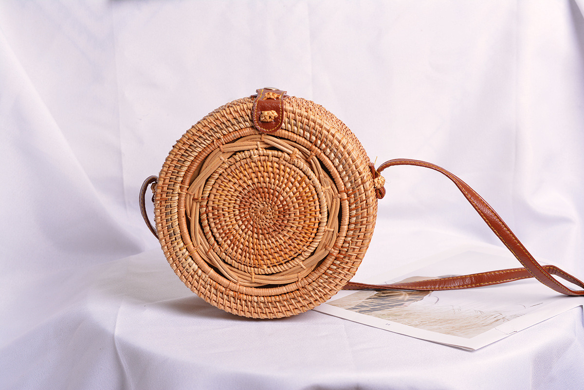 100%hand make rattan bag