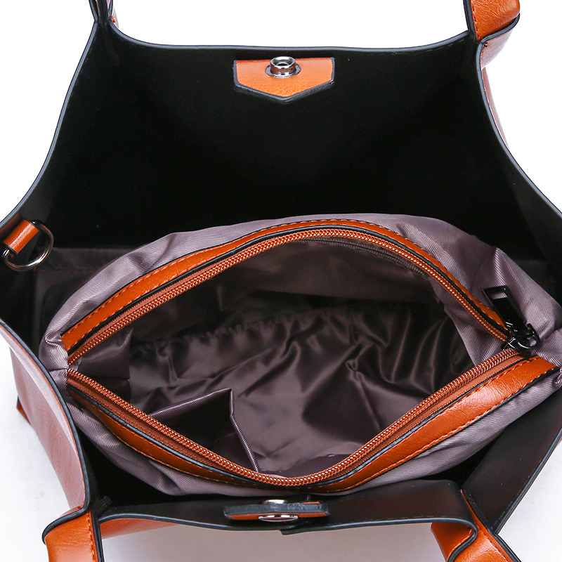 purses and handbags