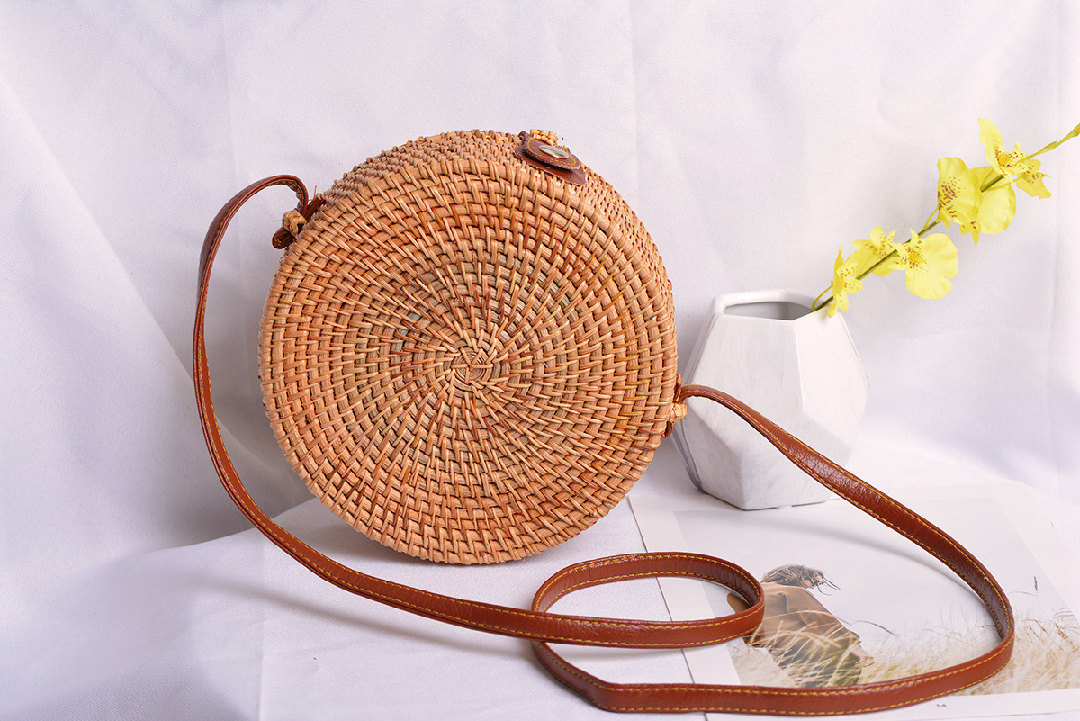 lady shoulder bag