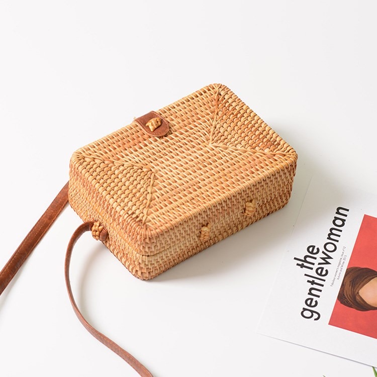 lady sling rattan bag