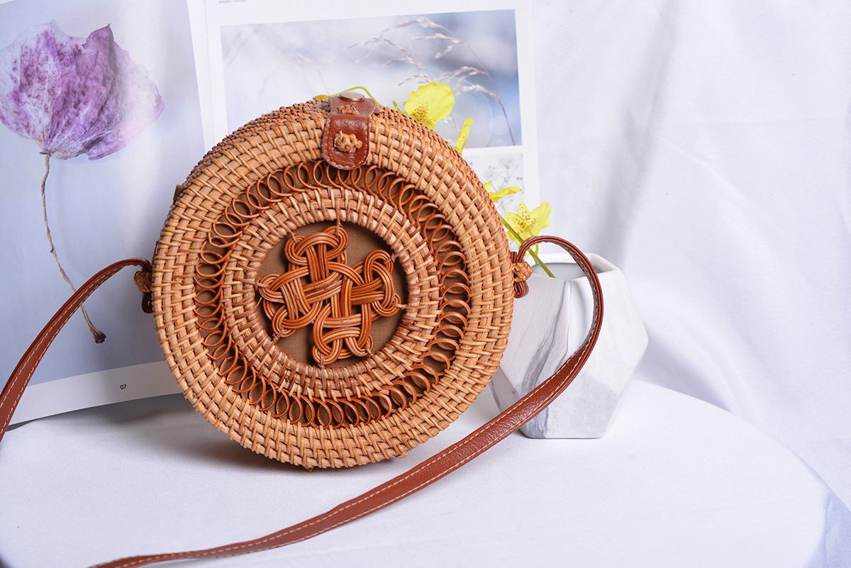 New arrival 100% environmentally friendly handmade rattan beach bag