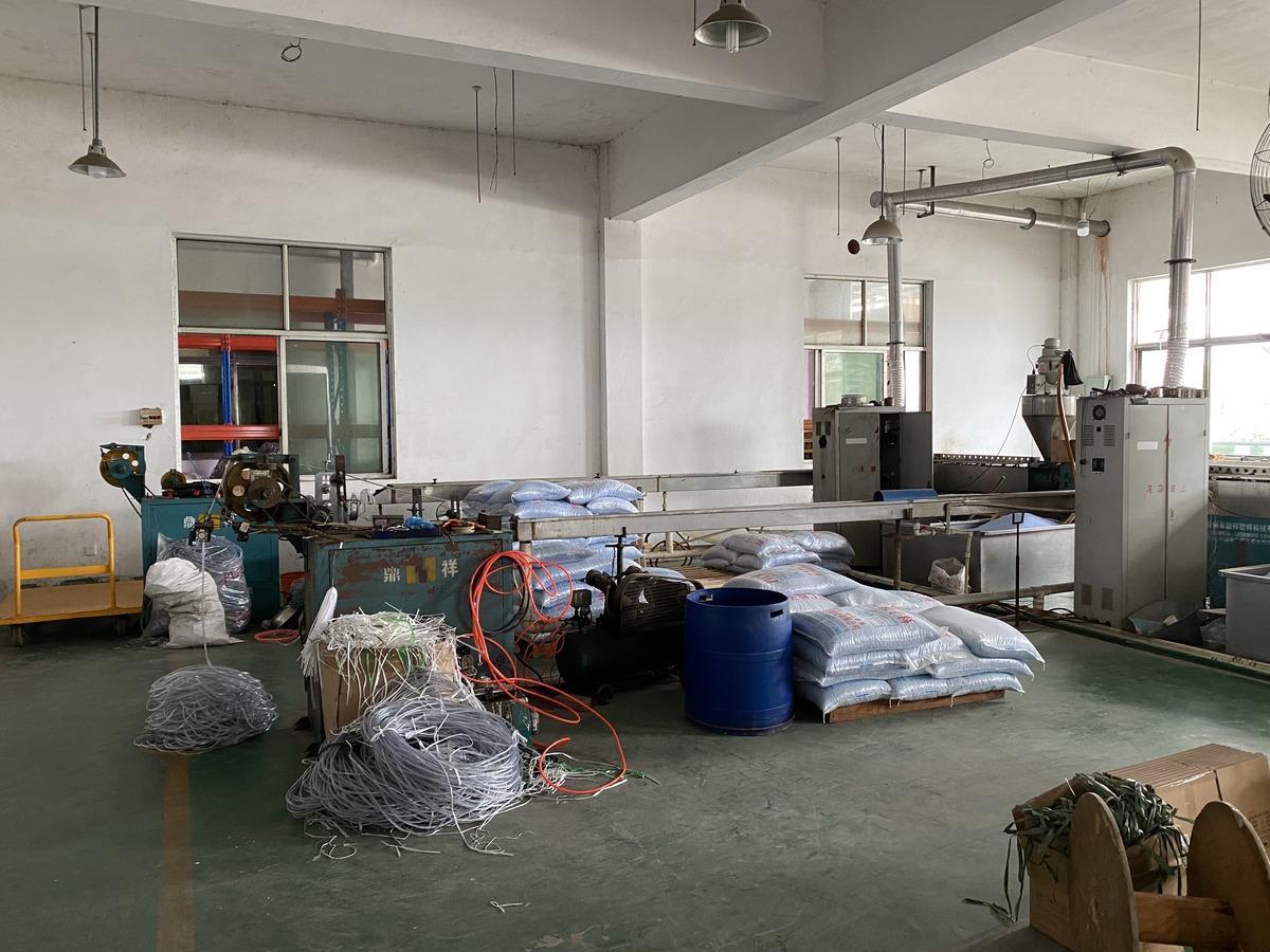 TAIZHOU HANGJIE LAMP CO.,LTD