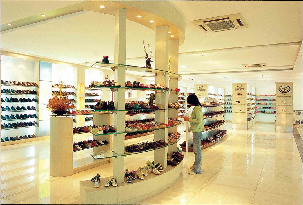 TAIZHOU ZHENUOER SHOES CO.,LTD.