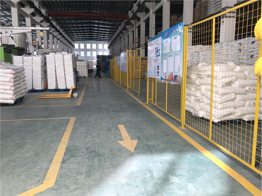 TAIZHOU INFO PLASTIC MOULD CO.,LTD